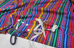 Laden Sie das Bild in den Galerie-Viewer, Jaujino Stoff Ethno bunt gestreift aus Peru, webstoff Meterware zum Nähen, DIY Fabric, 50 cm, Grau
